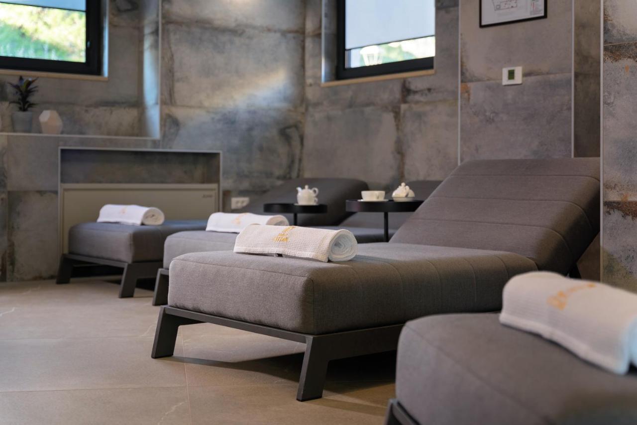 Hotel Cittar Новиград Екстериор снимка