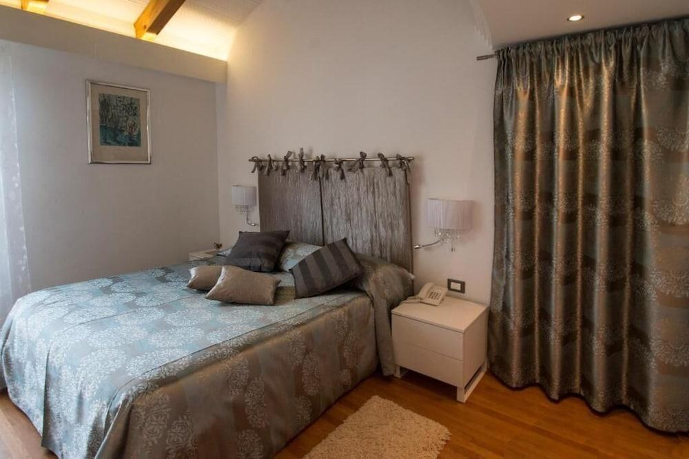 Hotel Cittar Новиград Екстериор снимка